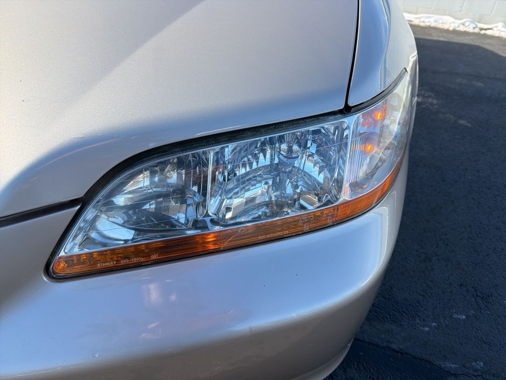 Thumbnail: 2000 Honda Accord - 9