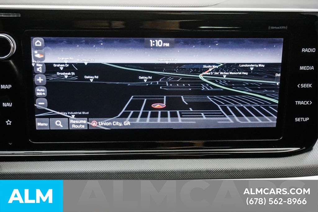 Used 2022 White Kia GT-Line image 34