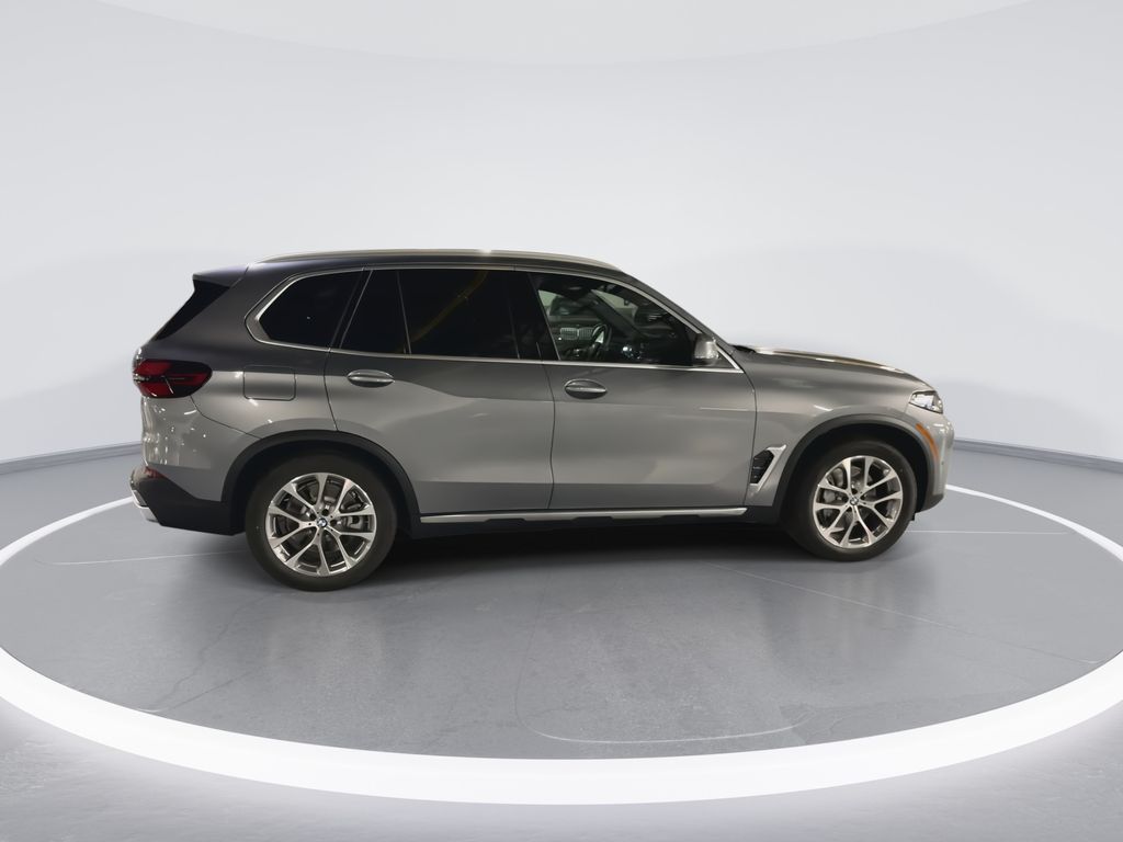 Thumbnail: 2026 BMW X5 - 9