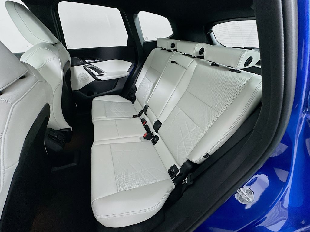 Thumbnail: 2026 BMW X1 - 17