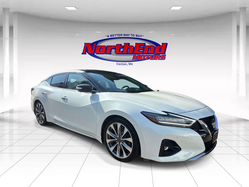 White 2023 Nissan Maxima Platinum FWD Sedan Front-Wheel Drive Continuously Variable Transmission