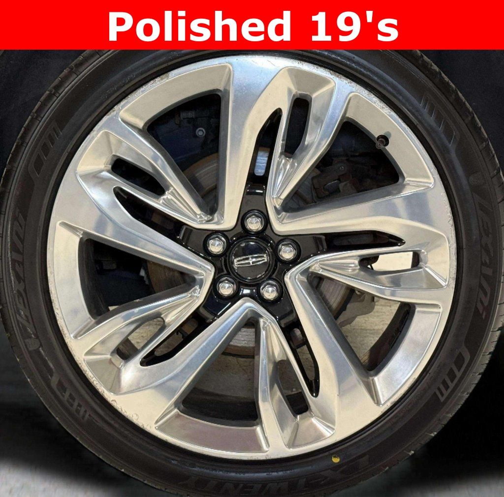 Used 2017 Midnight Sapphire Blue Metallic Lincoln Reserve image 29