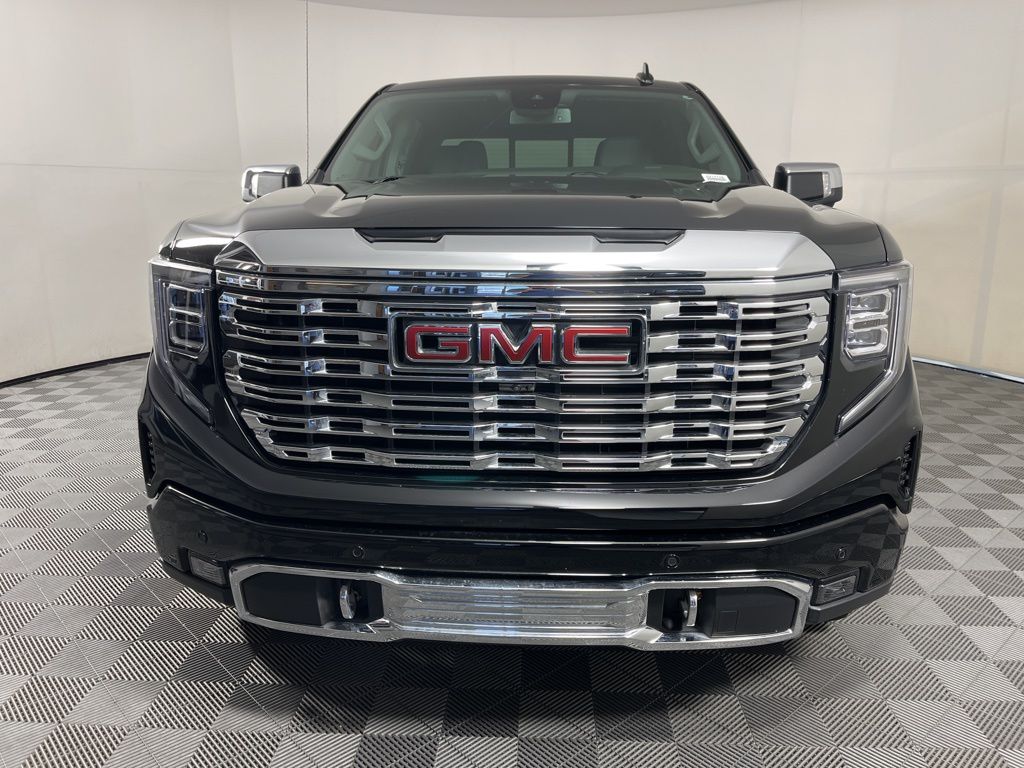 Thumbnail: 2025 GMC Sierra 1500 - 17