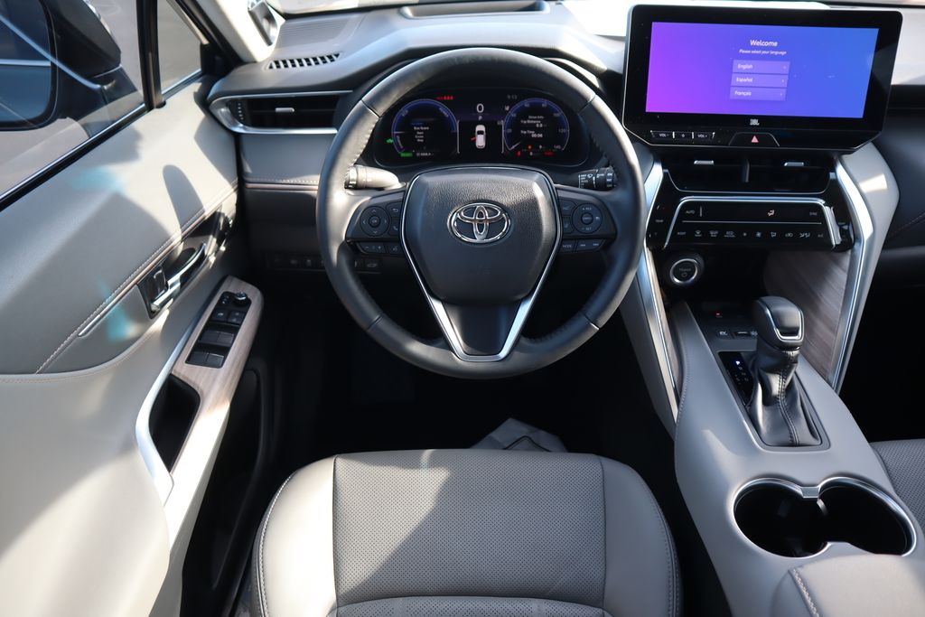 Thumbnail: 2024 Toyota Venza - 10