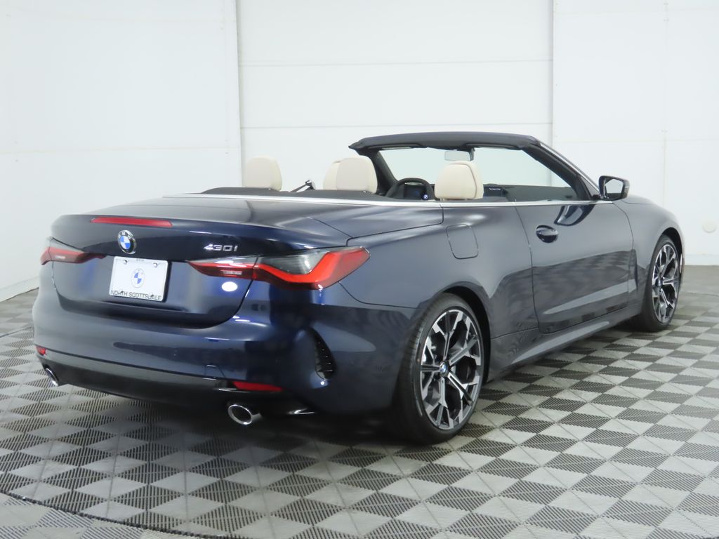 Thumbnail: 2026 BMW 4 Series - 5