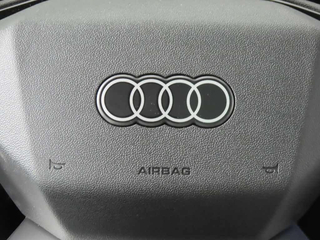 Thumbnail: 2025 Audi Q5 - 16