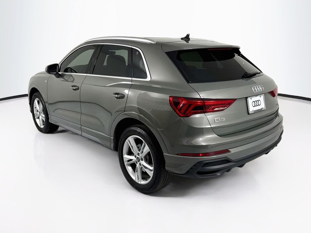 Thumbnail: 2023 Audi Q3 - 7
