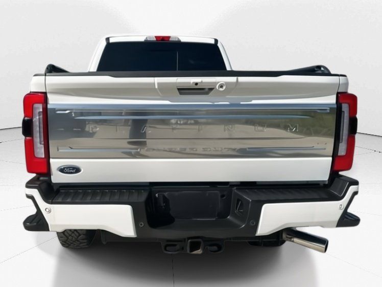 2024 White Metallic Ford Super Duty F-250 SRW Platinum 4X4 Truck
