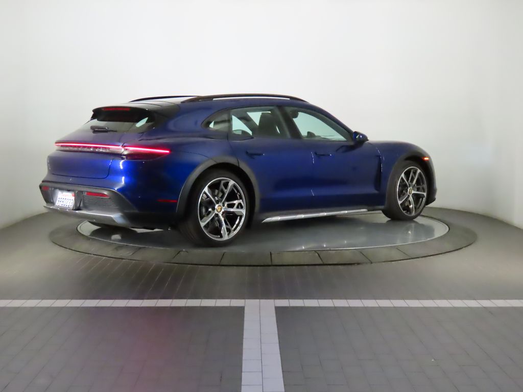 Thumbnail: 2024 Porsche Taycan - 7