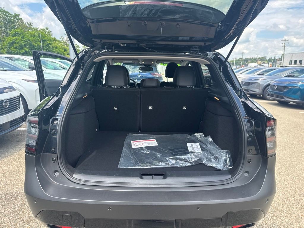 2025 Nissan Kicks SR Black at Rafferty Subaru