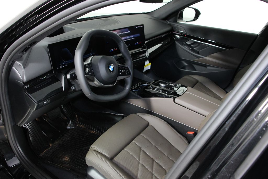 2024 BMW 5 Series 530i xDrive 15