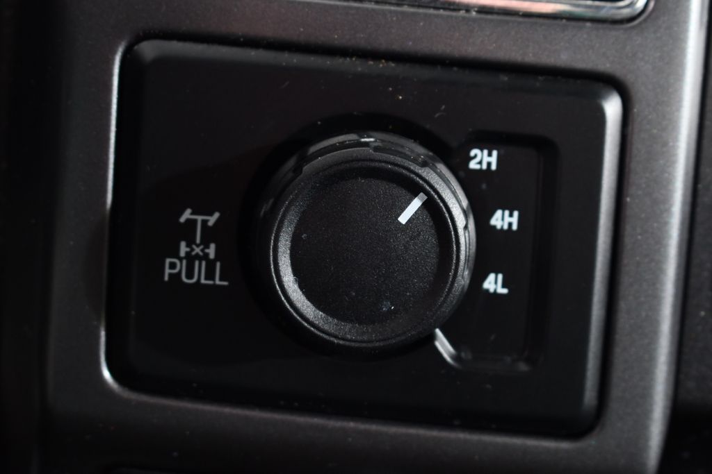 Used 2020 Black Ford XLT Flex Fuel image 27