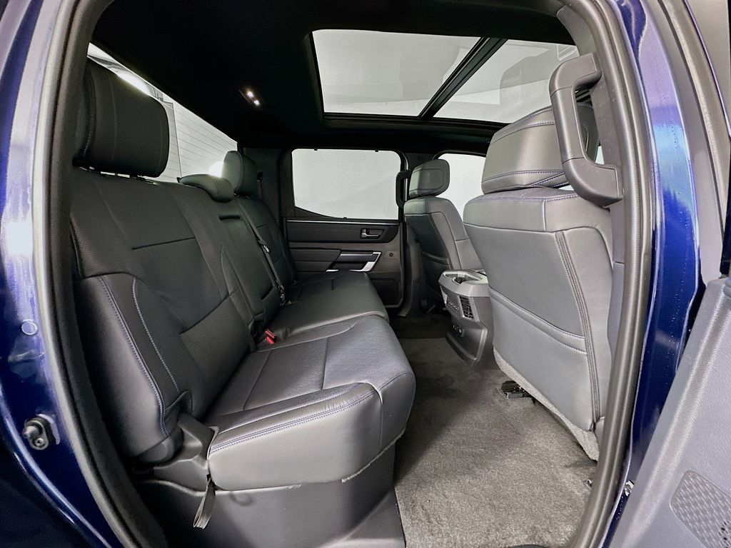 2024 Toyota Tundra Platinum 28