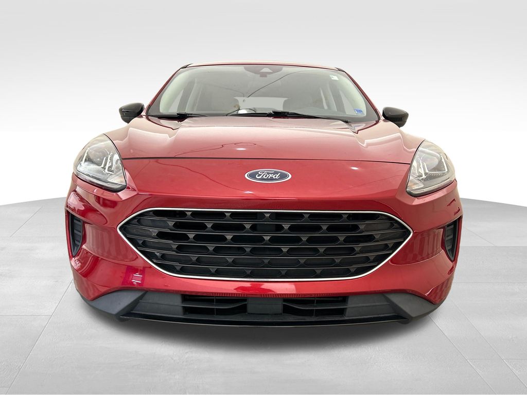 Used 2021 Red Ford SE image 9