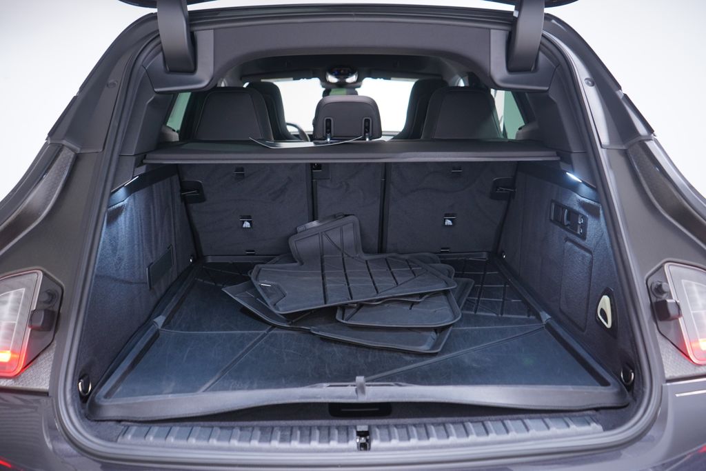 Thumbnail: 2023 BMW iX - 22