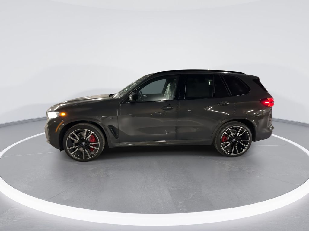 2025 BMW X5 M60i 5