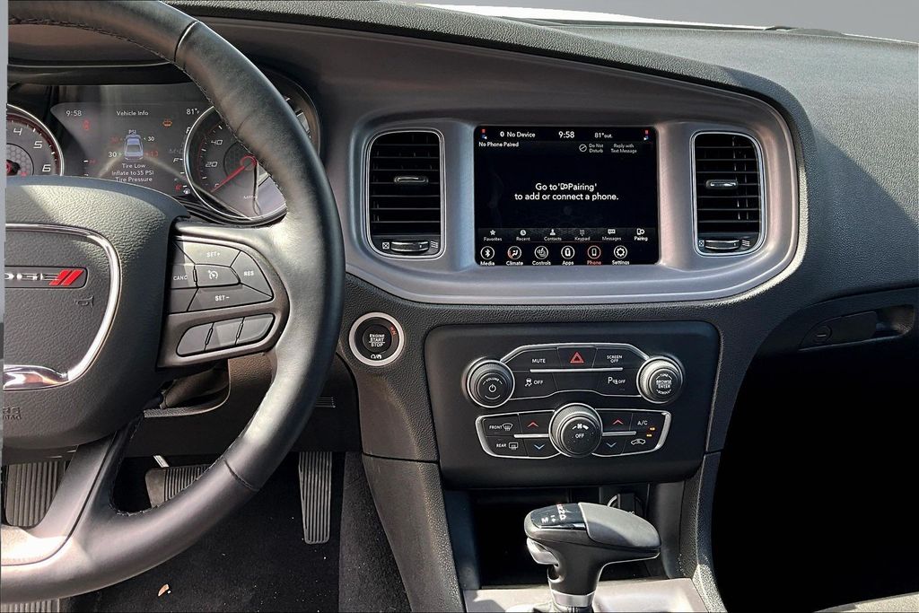 2023 Dodge Charger SXT - 9