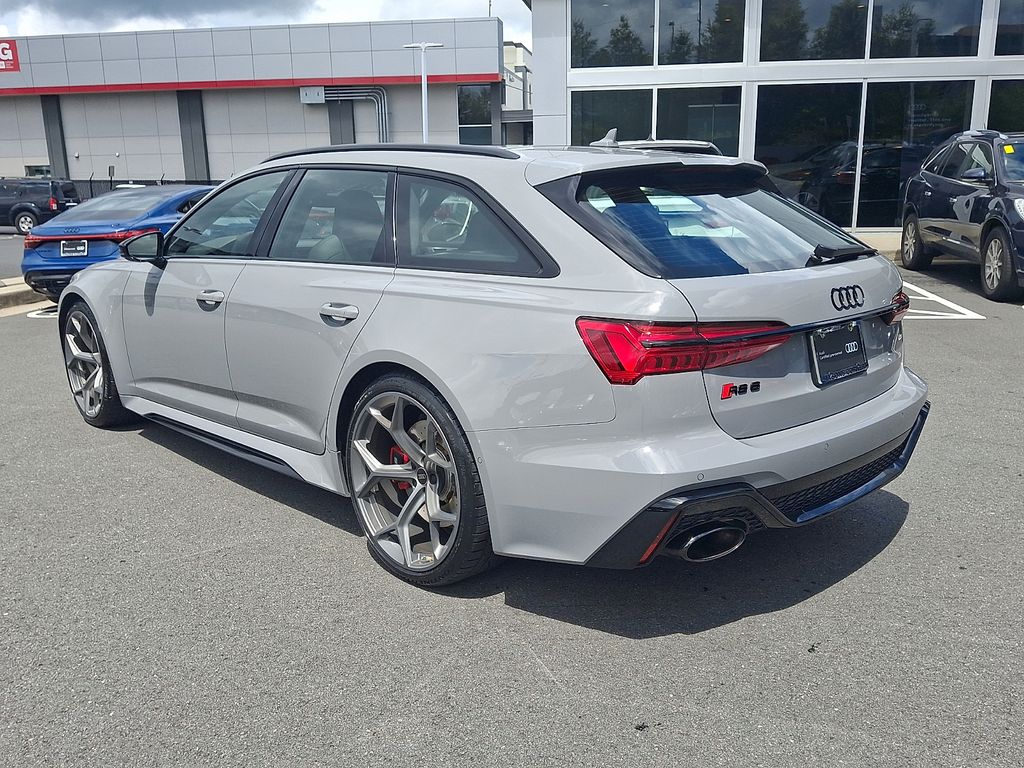 Thumbnail: 2026 Audi RS 6 - 6