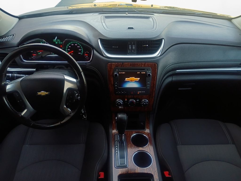 Used Car 2013 Chevrolet Traverse  Lt For Sale Under $10,000 In Austin, Texas