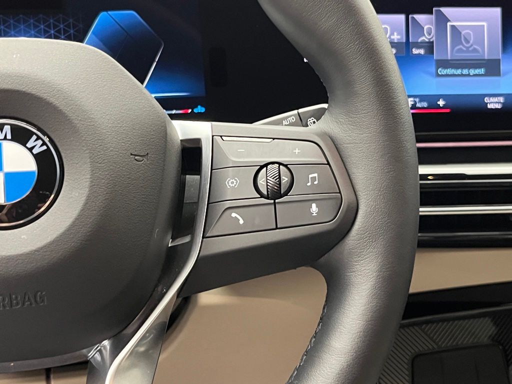 Thumbnail: 2023 BMW X1 - 14