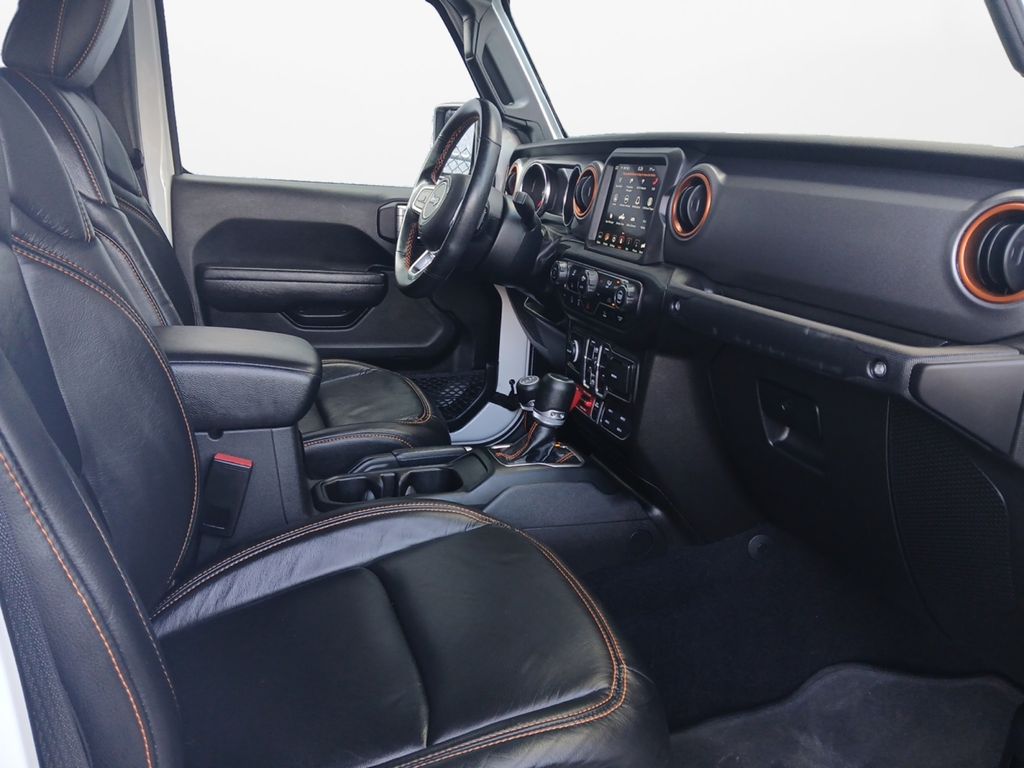 Used Car 2022 Jeep Gladiator  Mojave For Sale Under $35,000 In Austin, Texas
