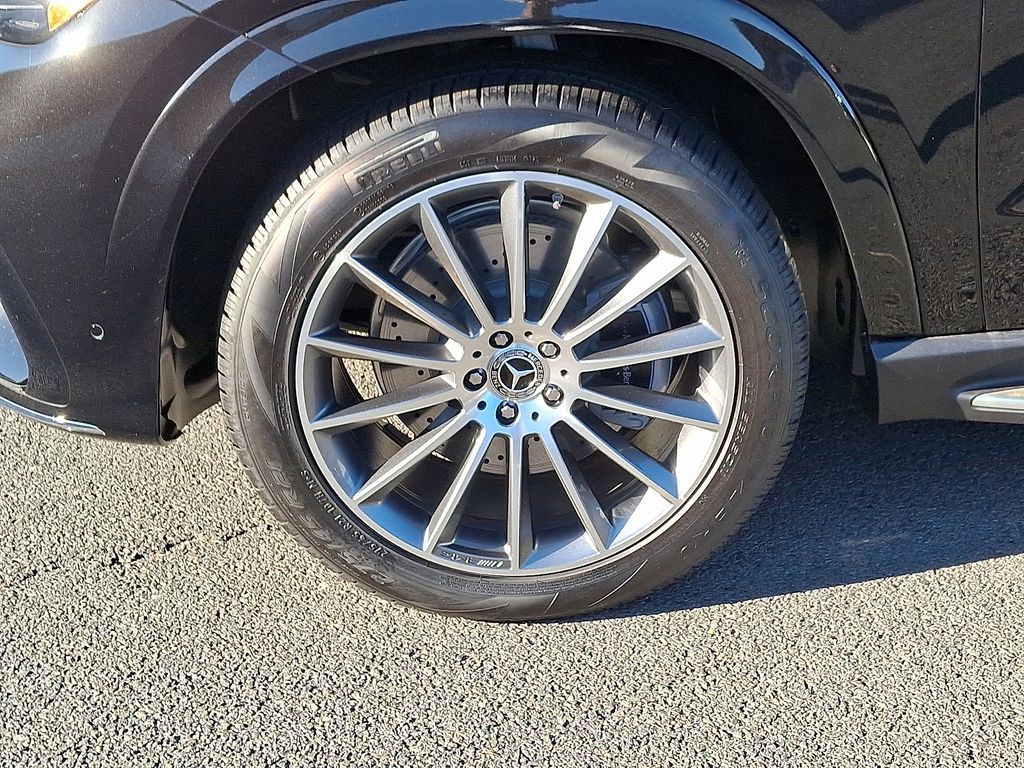 Thumbnail: 2026 Mercedes-Benz GLE - 5