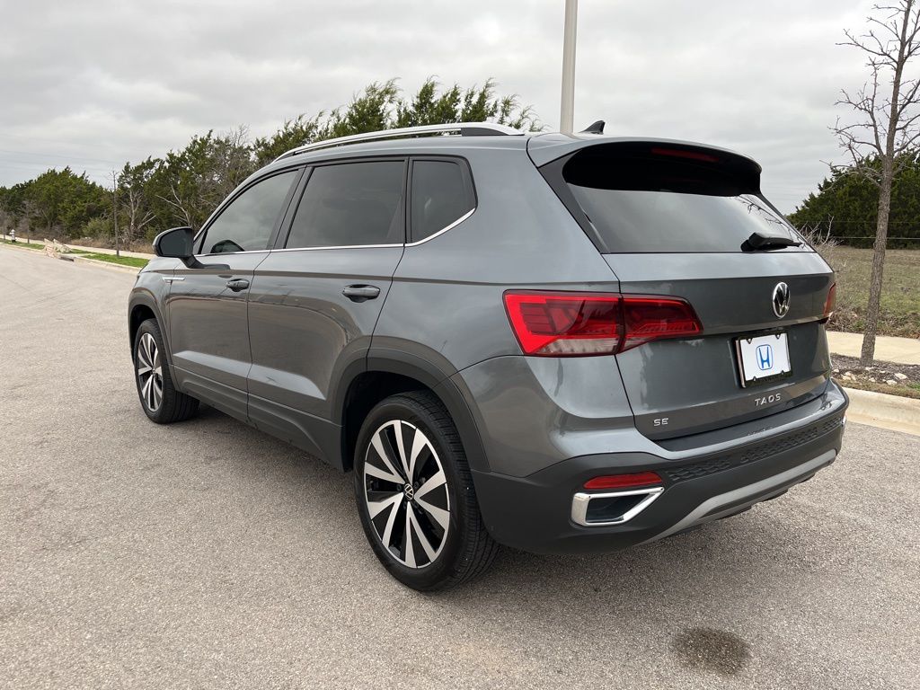 2024 Volkswagen Taos SE 6