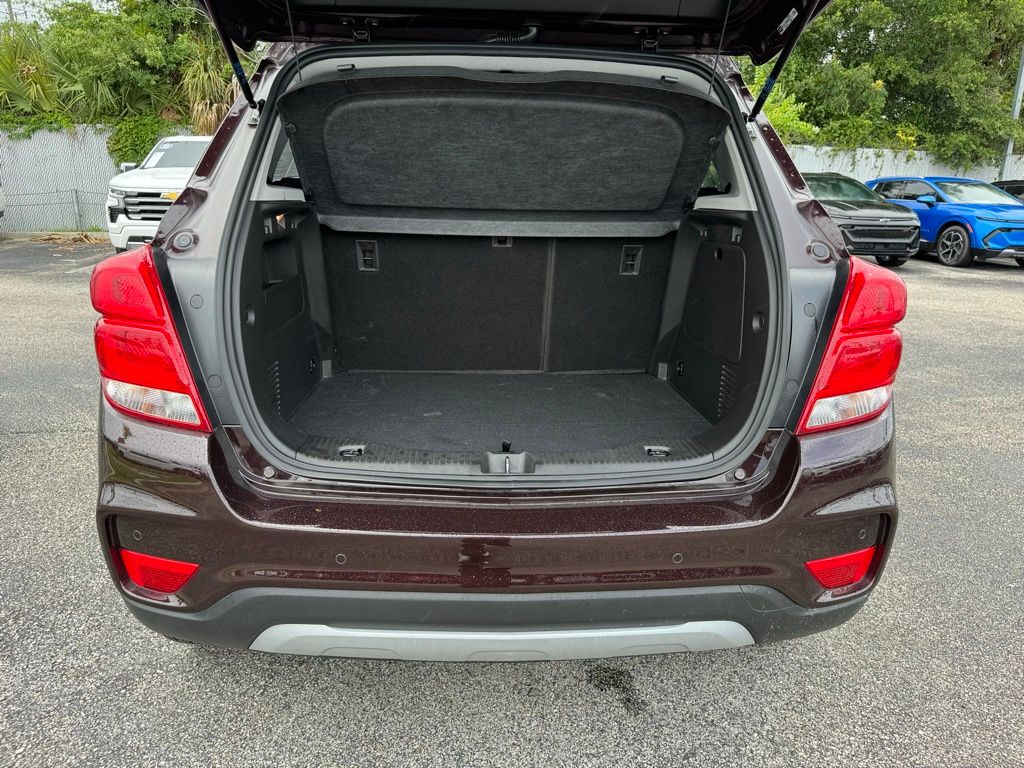 2021 Chevrolet Trax LT 12