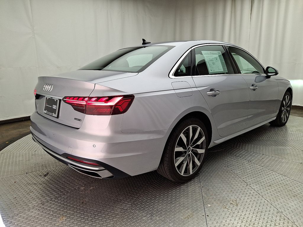 Thumbnail: 2022 Audi A4 - 4