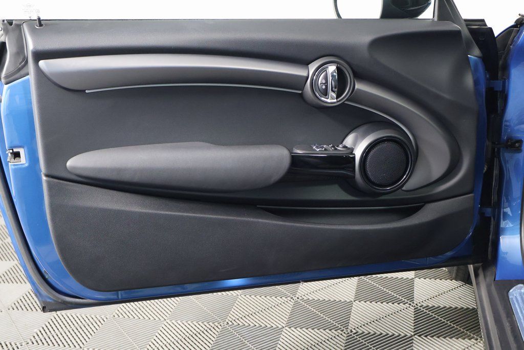 Thumbnail: 2023 MINI Cooper - 14