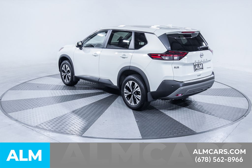 Used 2023 White Nissan SV image 7