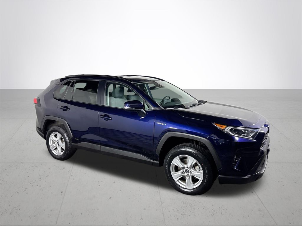 2020 Toyota RAV4 Hybrid XLE