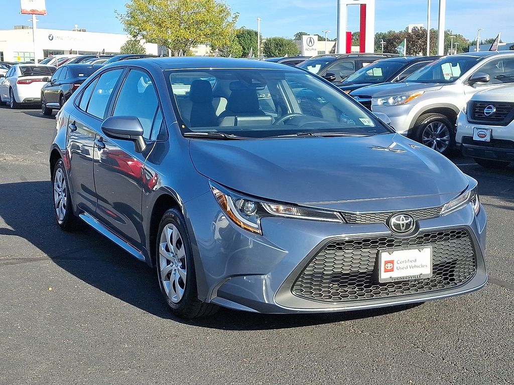 Thumbnail: 2022 Toyota Corolla - 3