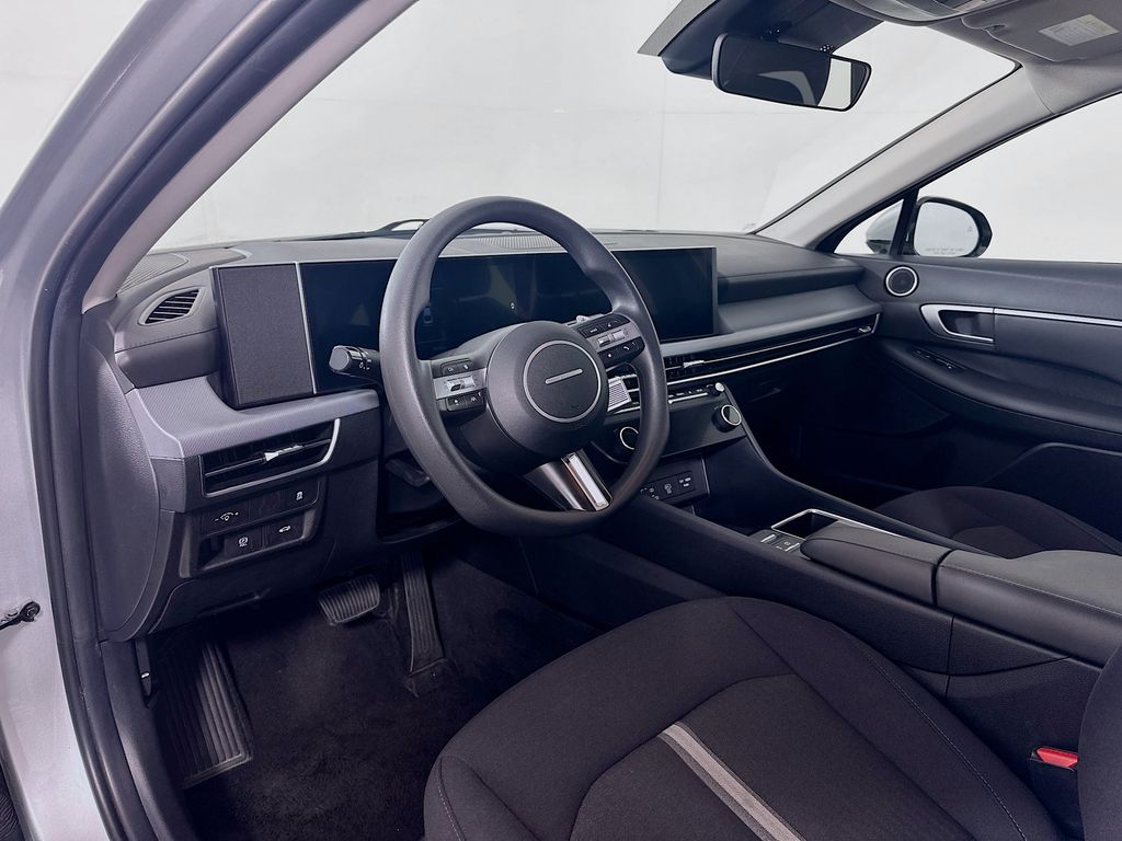 Thumbnail: 2024 Hyundai Sonata - 9