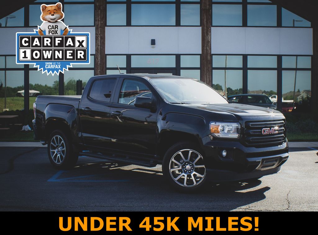 Onyx Black 2017 GMC Canyon Pickup Truck Four-Wheel Drive 8-Speed Automatic