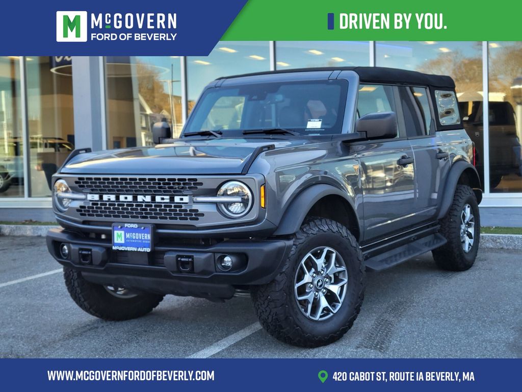 Gray Metallic 2025 Ford Bronco Badlands 4-Door 4WD SUV / Crossover Four-Wheel Drive Automatic