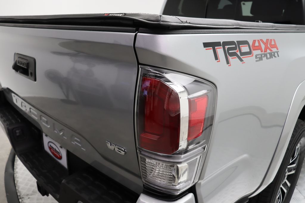 2023 Toyota Tacoma TRD Sport 9