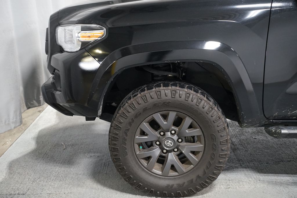 Thumbnail: 2023 Toyota Tacoma - 5
