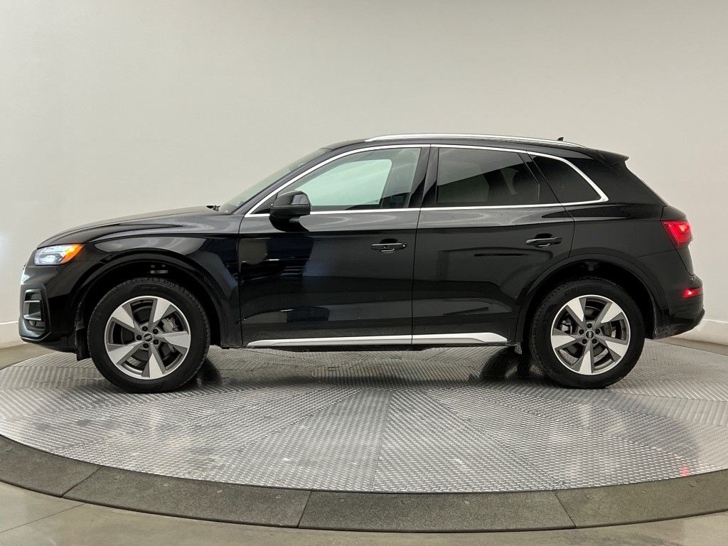 Thumbnail: 2023 Audi Q5 - 3