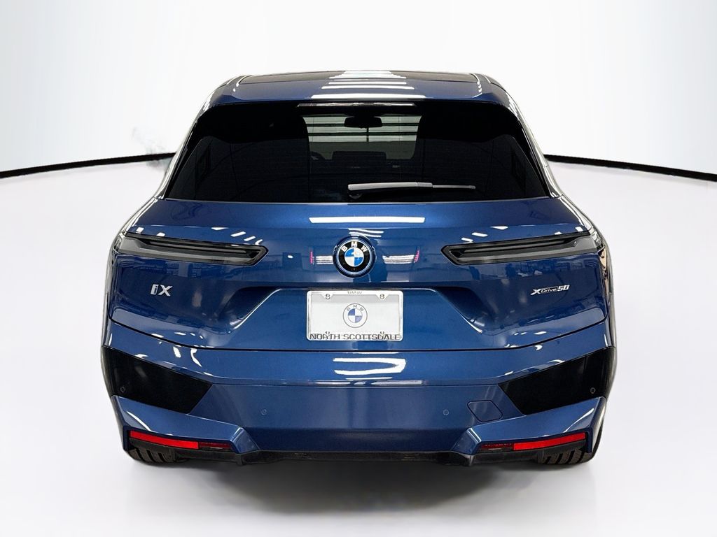 Thumbnail: 2023 BMW iX - 6