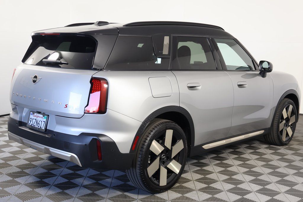 Thumbnail: 2025 MINI Cooper Countryman - 4