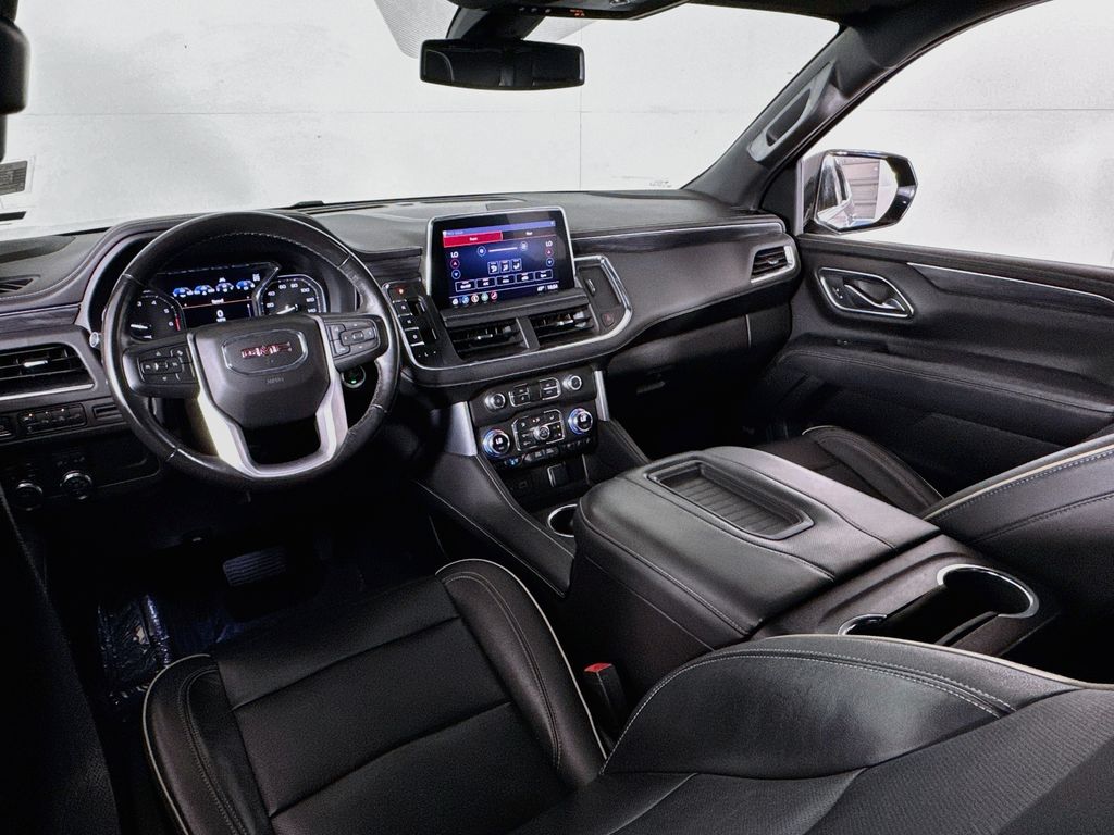 2021 GMC Yukon SLT - Photo 31