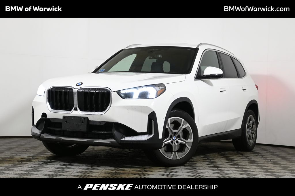 Thumbnail: 2023 BMW X1 - 1