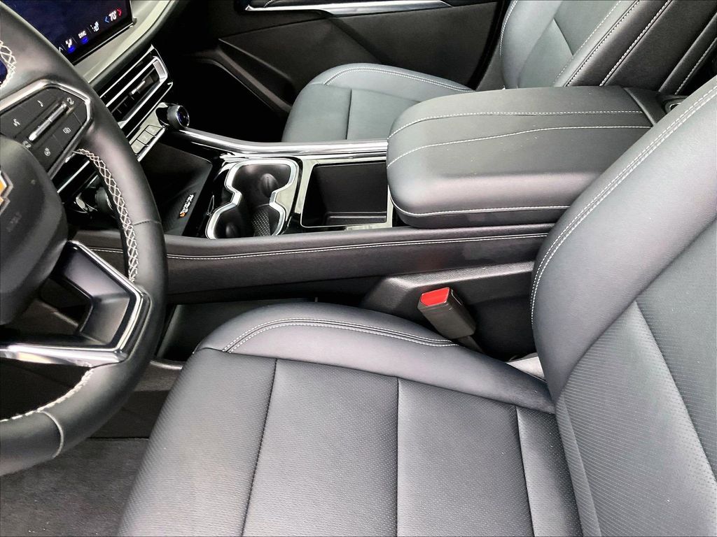 2026 Chevrolet Traverse — photo 21