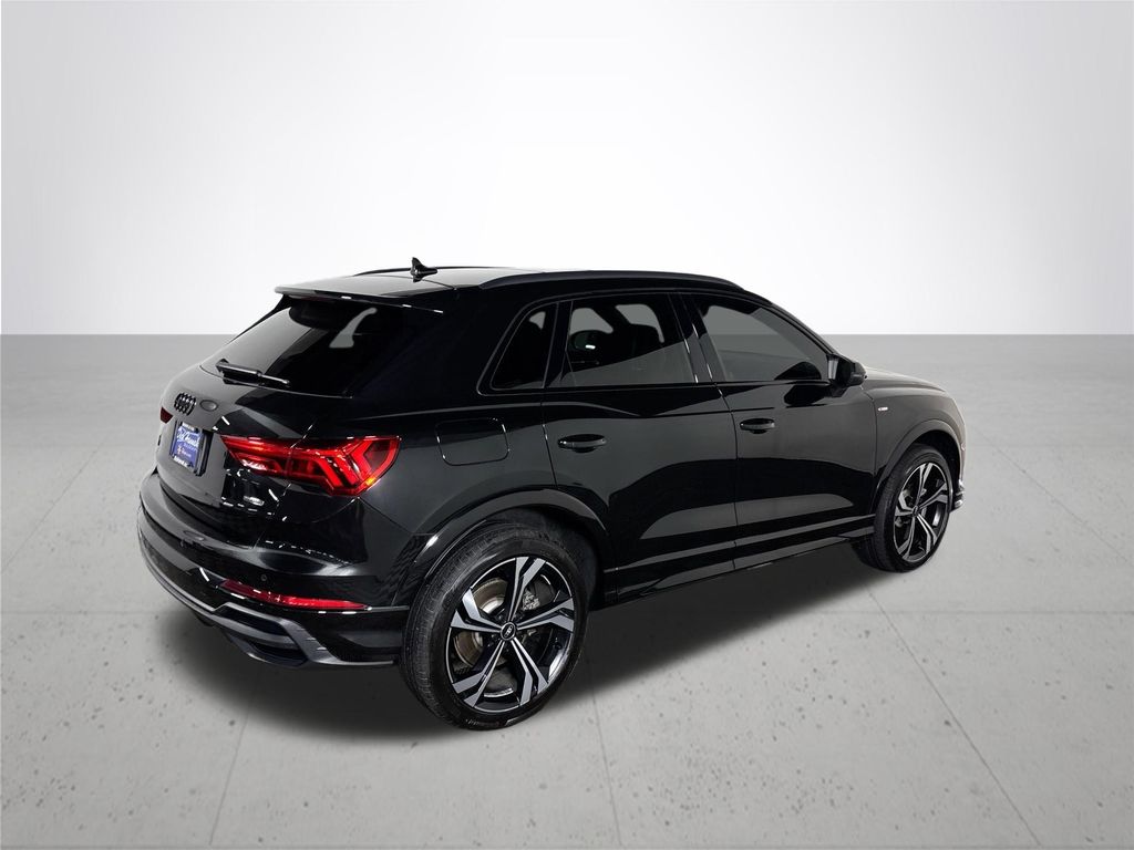2023 Audi Q3 Premium Plus