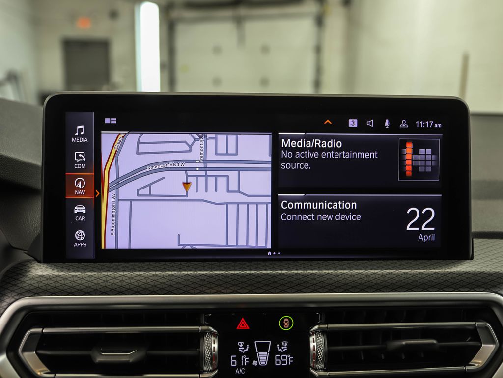 Thumbnail: 2023 BMW X3 - 15