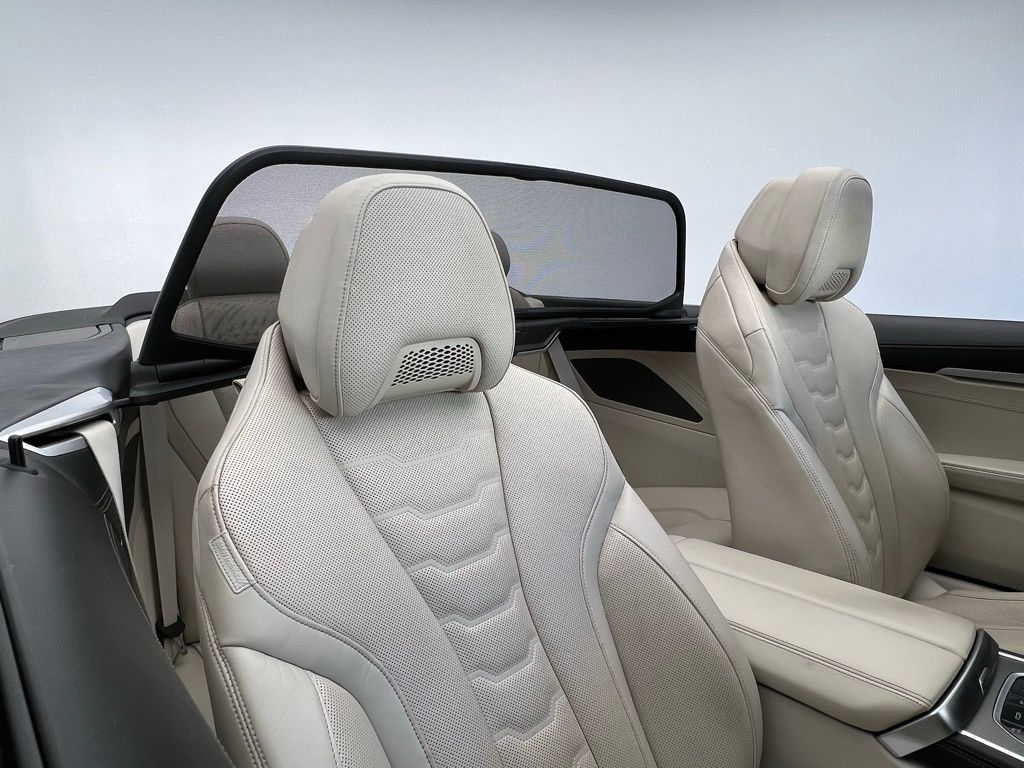 Thumbnail: 2024 BMW 8 Series - 12