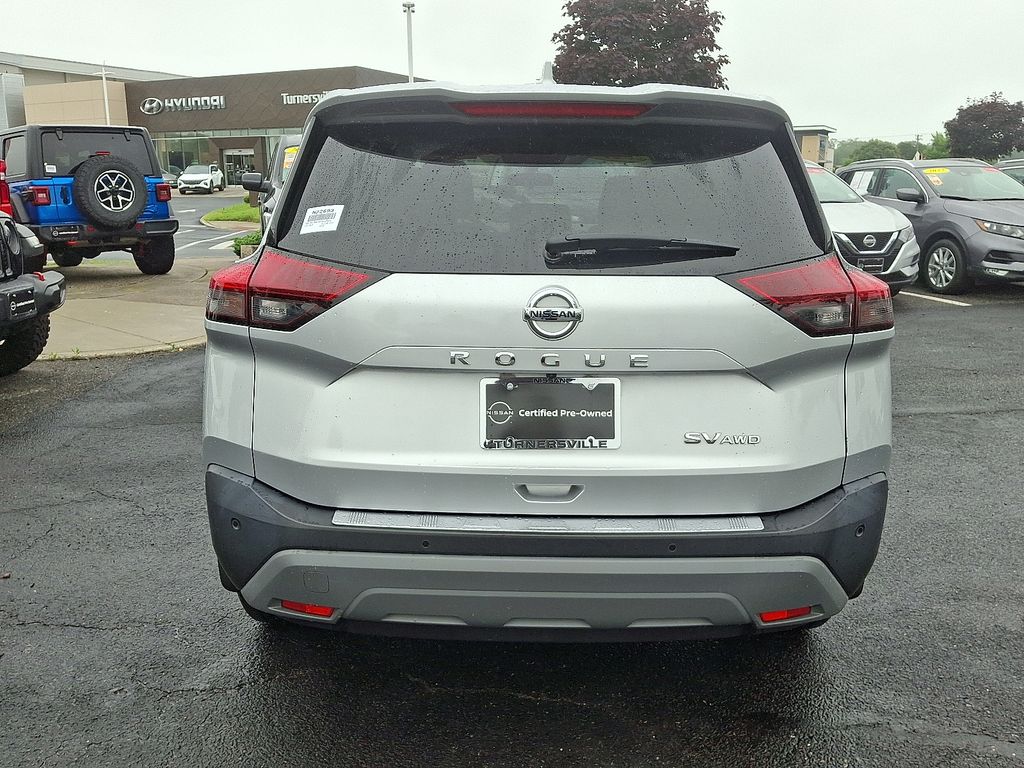 2021 Nissan Rogue SV 5