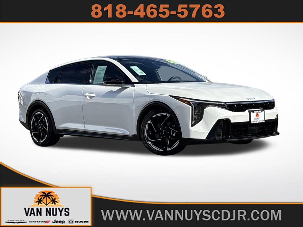 2025 Kia K4 GT-Line FWD