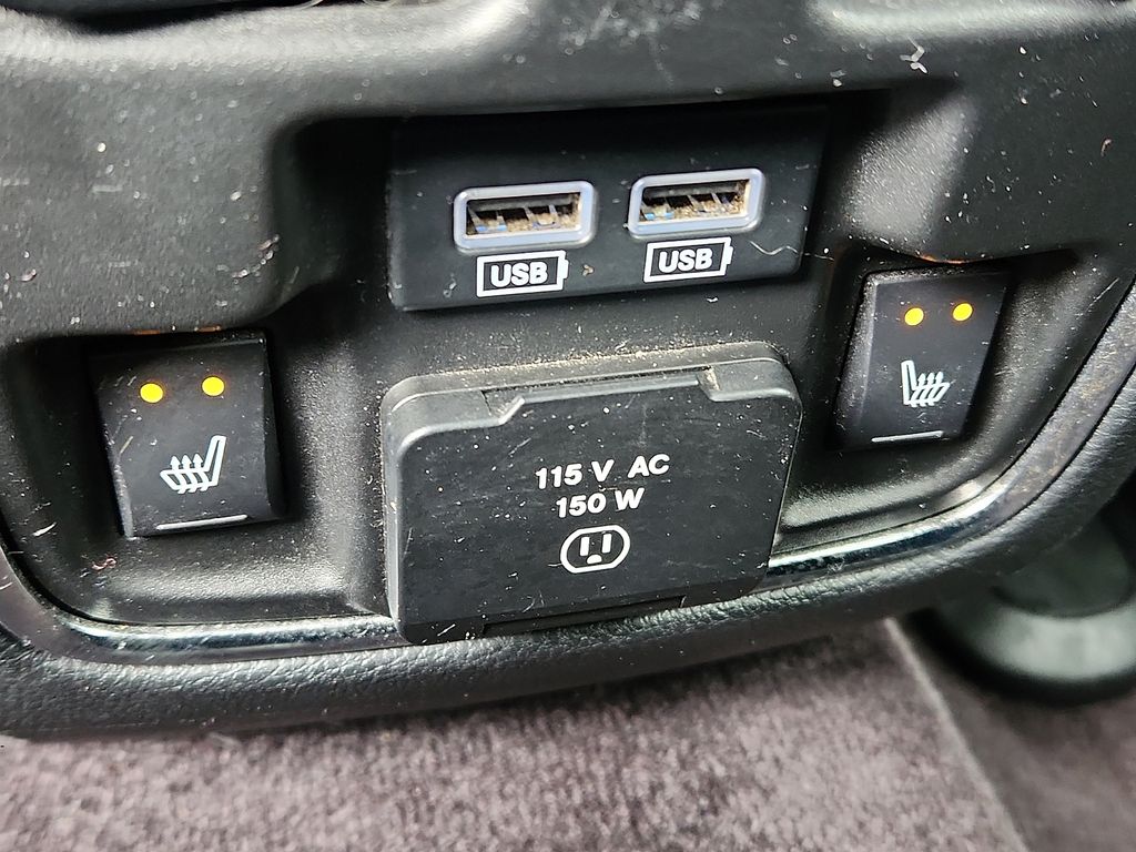 Thumbnail: 2018 Jeep Grand Cherokee - 11